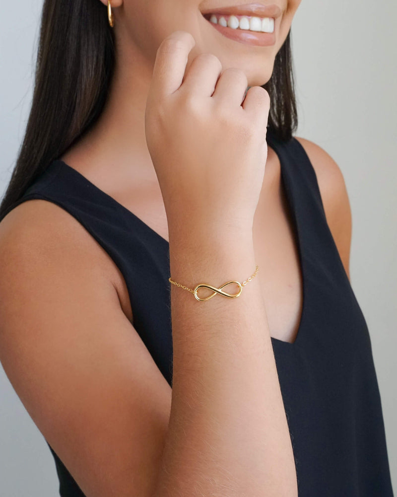 18K Gold Plated Infinity Bracelet