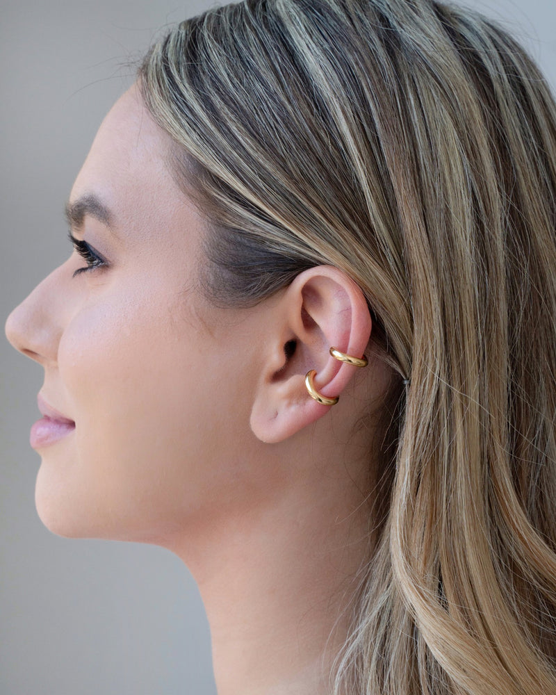 Smooth Piercing Fake with Two 18K Gold Plated Fillets