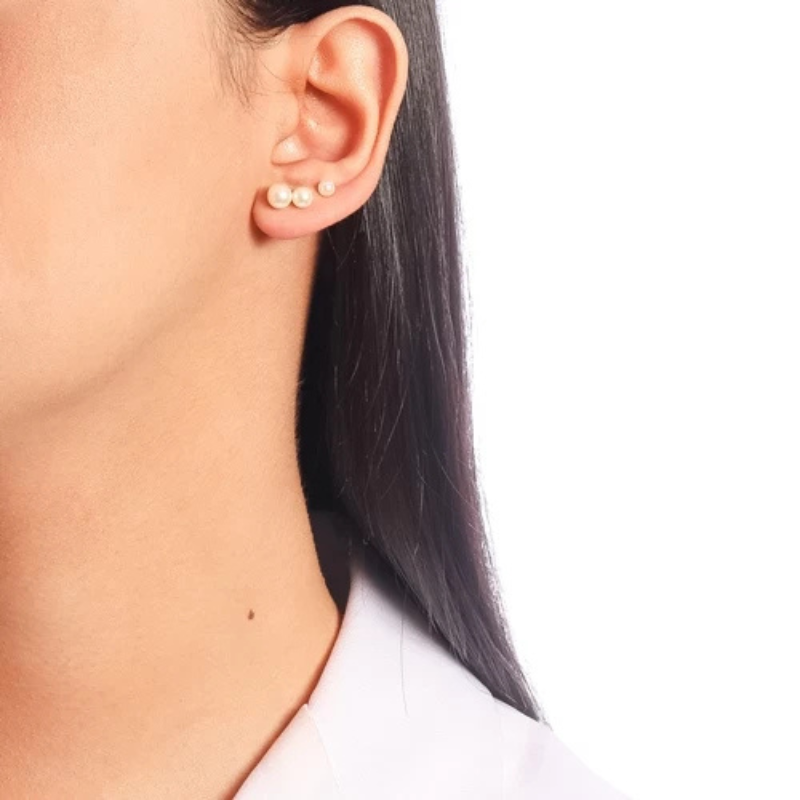 Triple Pearl Stud Earrings – 18K Gold Plated