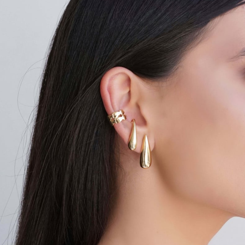 Smooth Teardrop Gold Plated Ear Hook – 2.4 cm