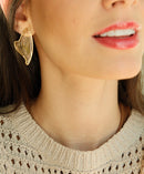 Boucles d’oreilles plaquées or 18K au design ajouré organique