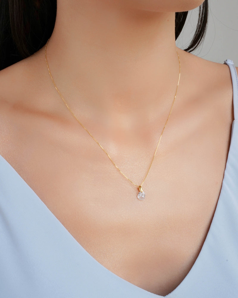 18K Gold Plated Venetian Chain Necklace with Crystal Drop Pendant